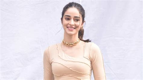 naked ananya|Ananya Pandey Porn Videos